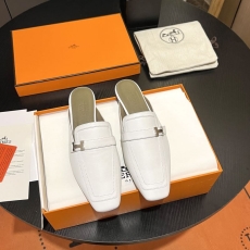 Hermes Slippers